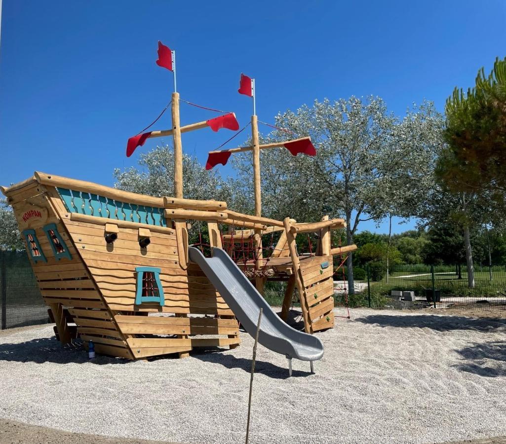 Pareus Beach Resort Caorle Eksteriør billede